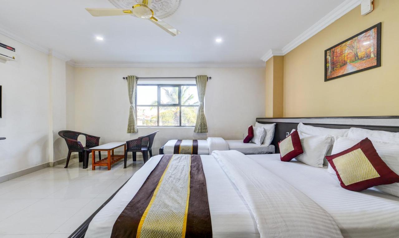 Hotel Salbala - Near Airport Ченнаї Екстер'єр фото